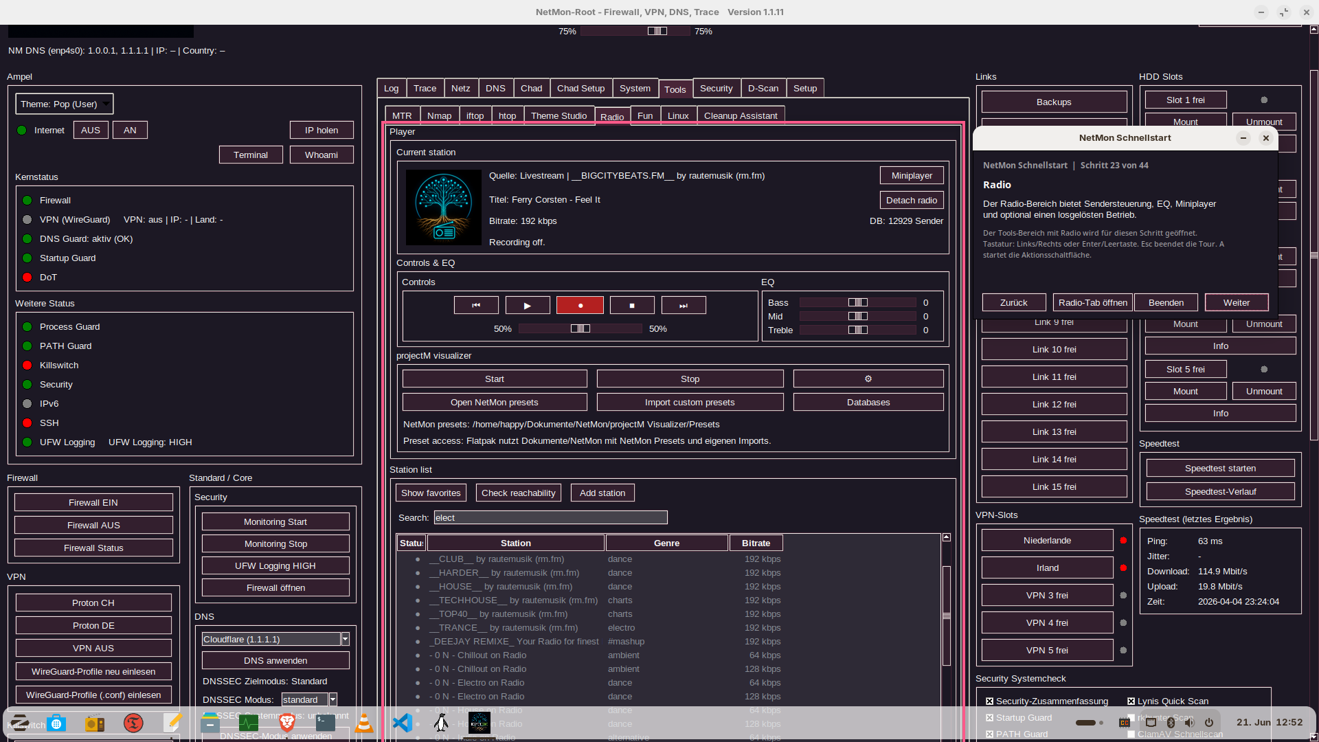 Radio-Bereich in NetMon mit Senderliste, EQ und projectM-Visualizer